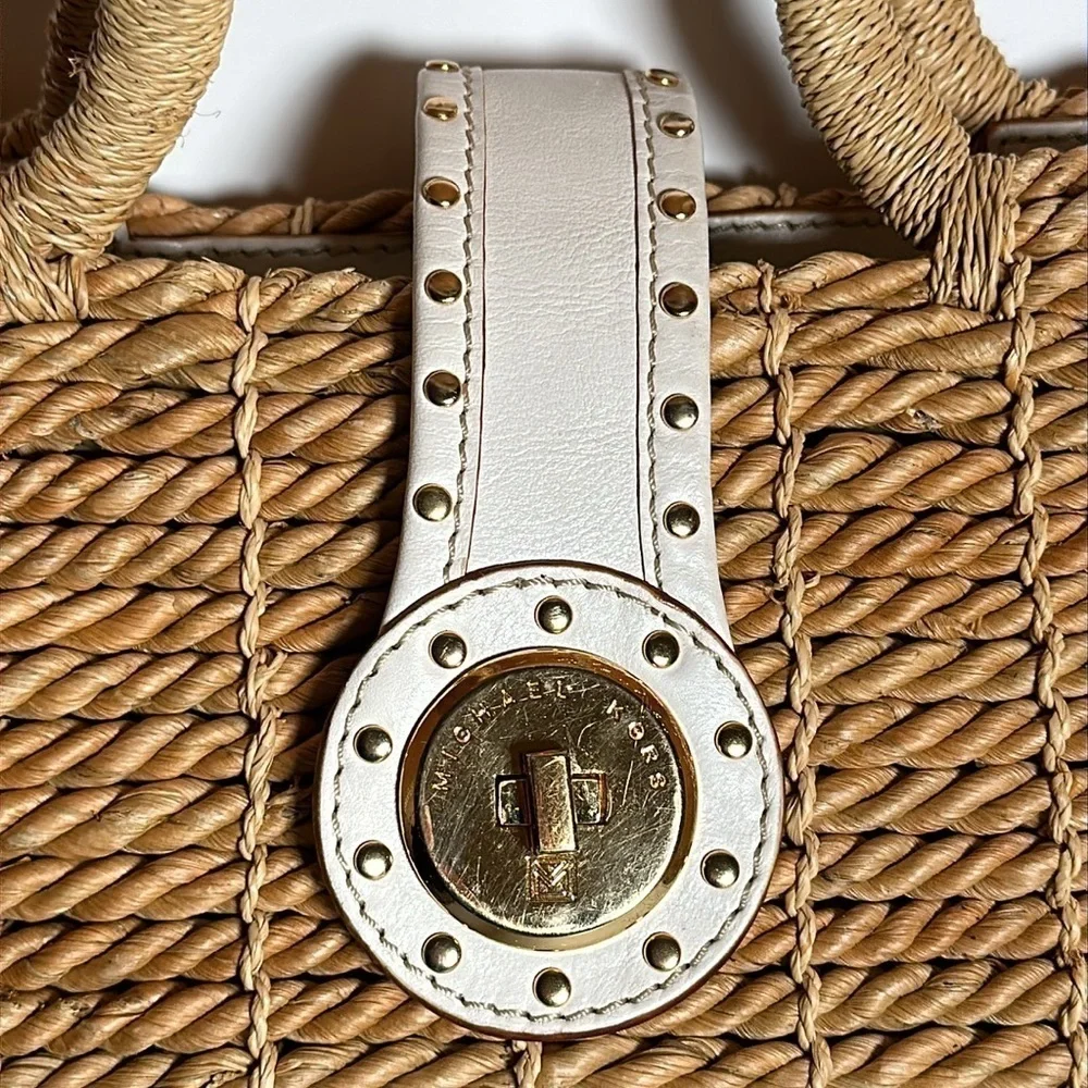 MICHAEL KORS Vintage large straw husk and white leather with gold tone studs